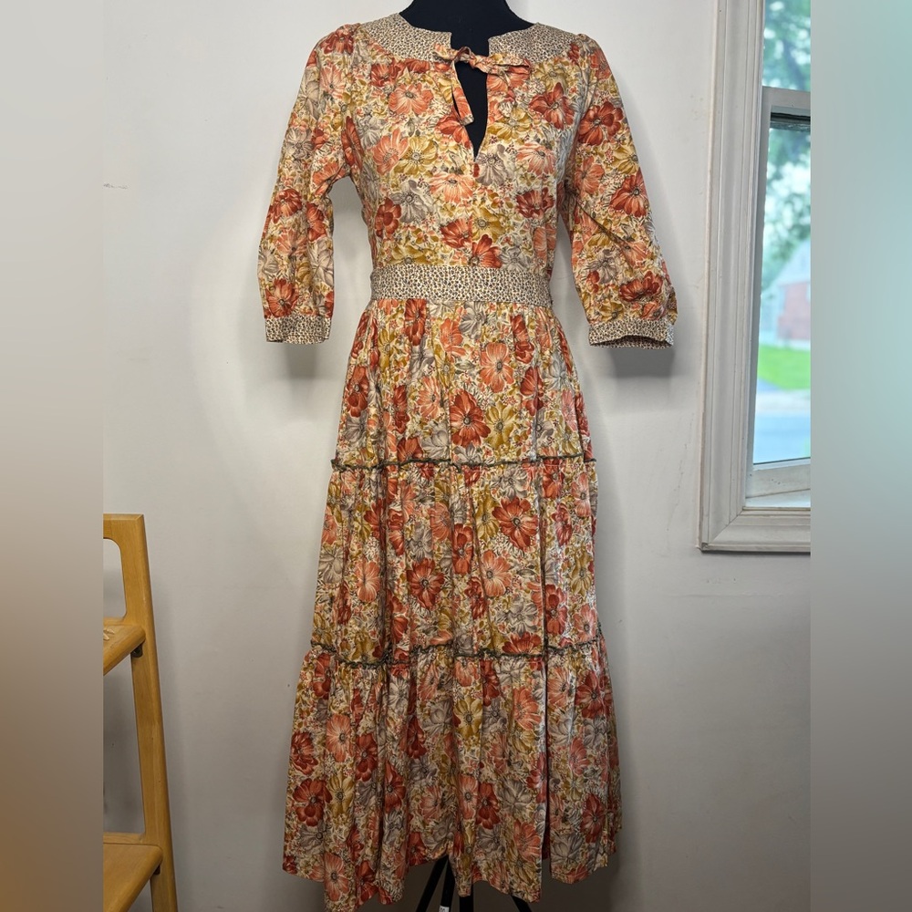 1970s BELLE FRANCE Floral Prairie Peasant Ruffle Dress
Jane Schaffhausen Size 10 - Picture 1 of 12